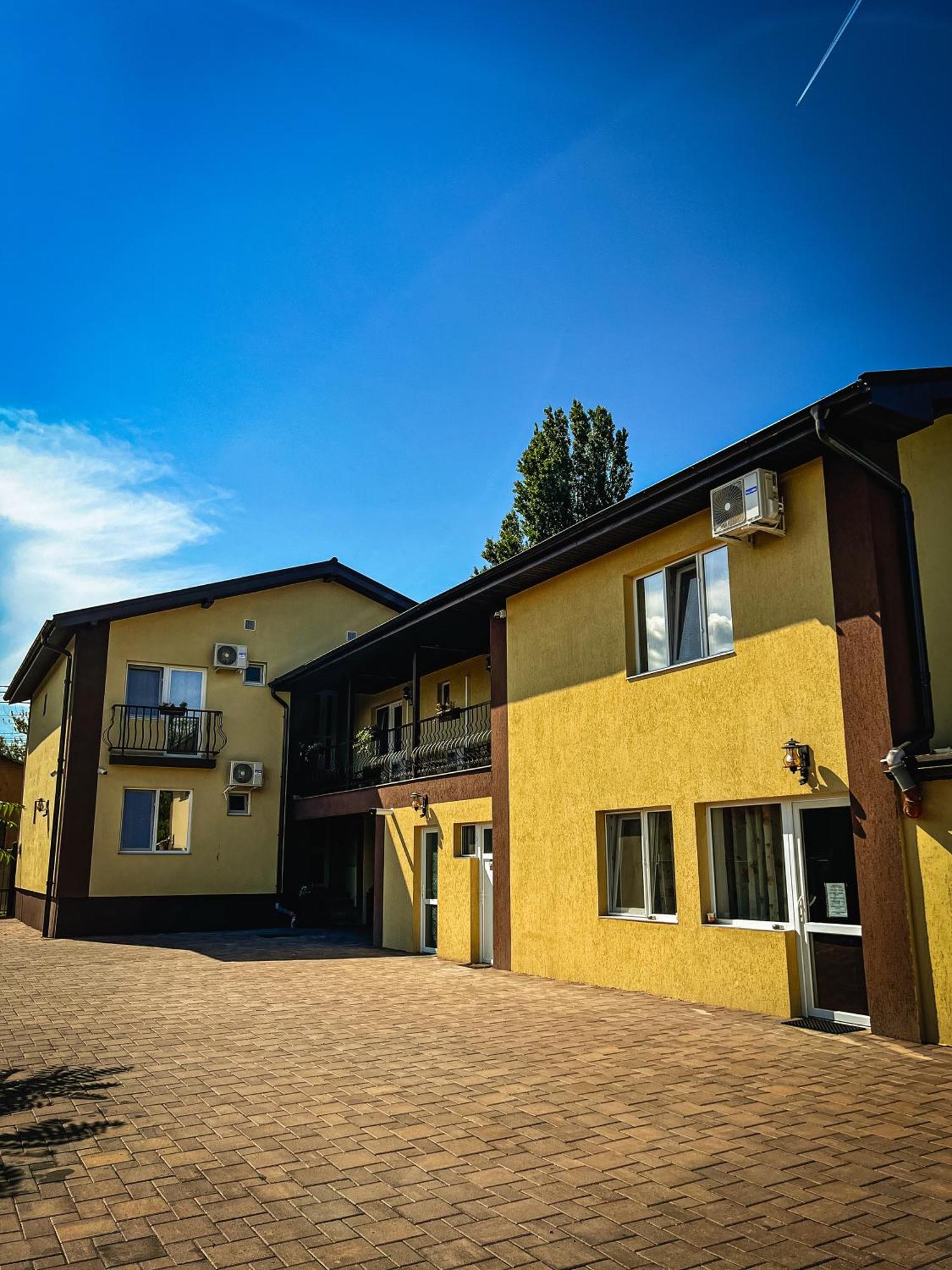 Pensiune Carpati Hunedoara Exterior foto
