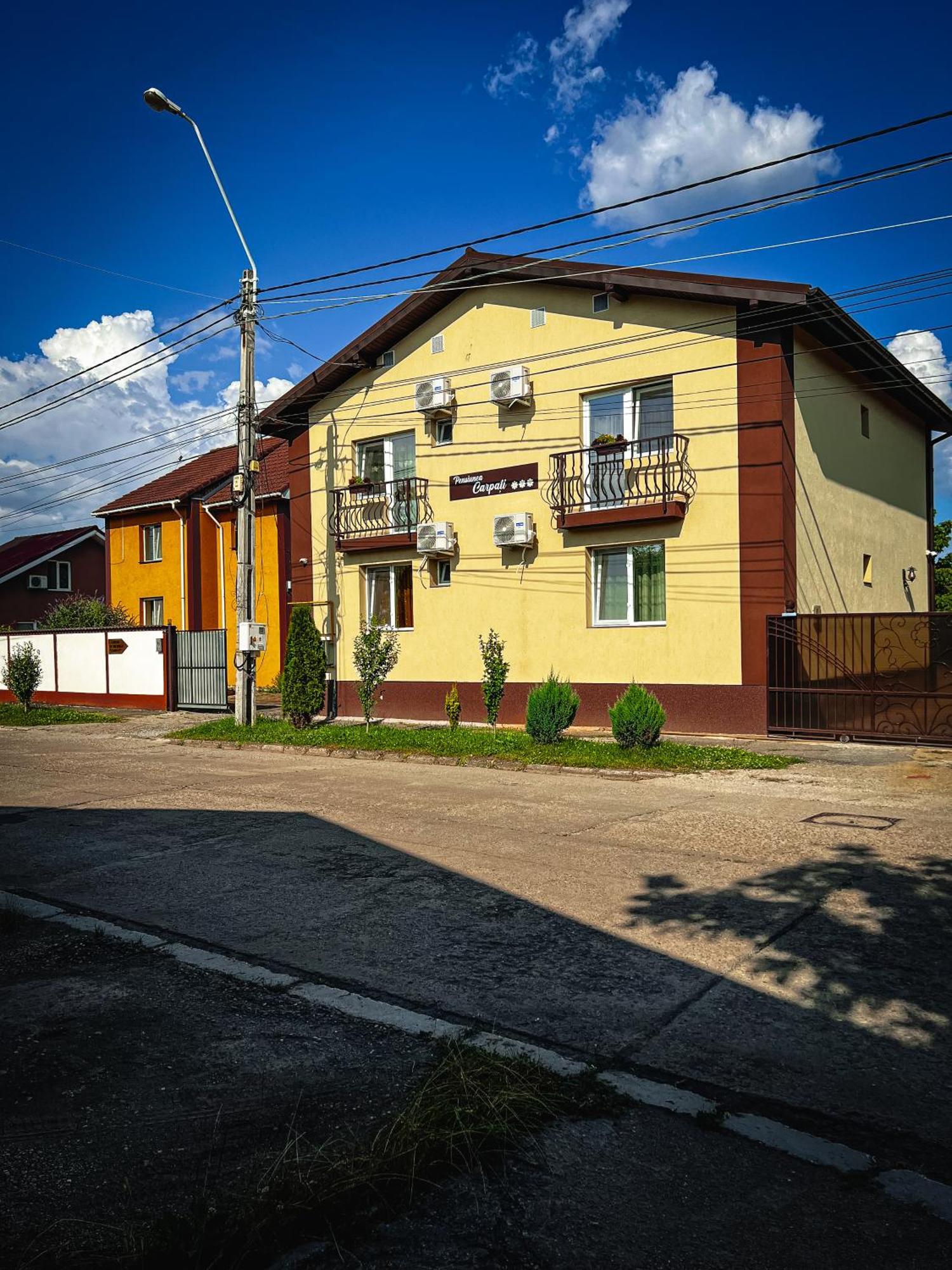 Pensiune Carpati Hunedoara Exterior foto