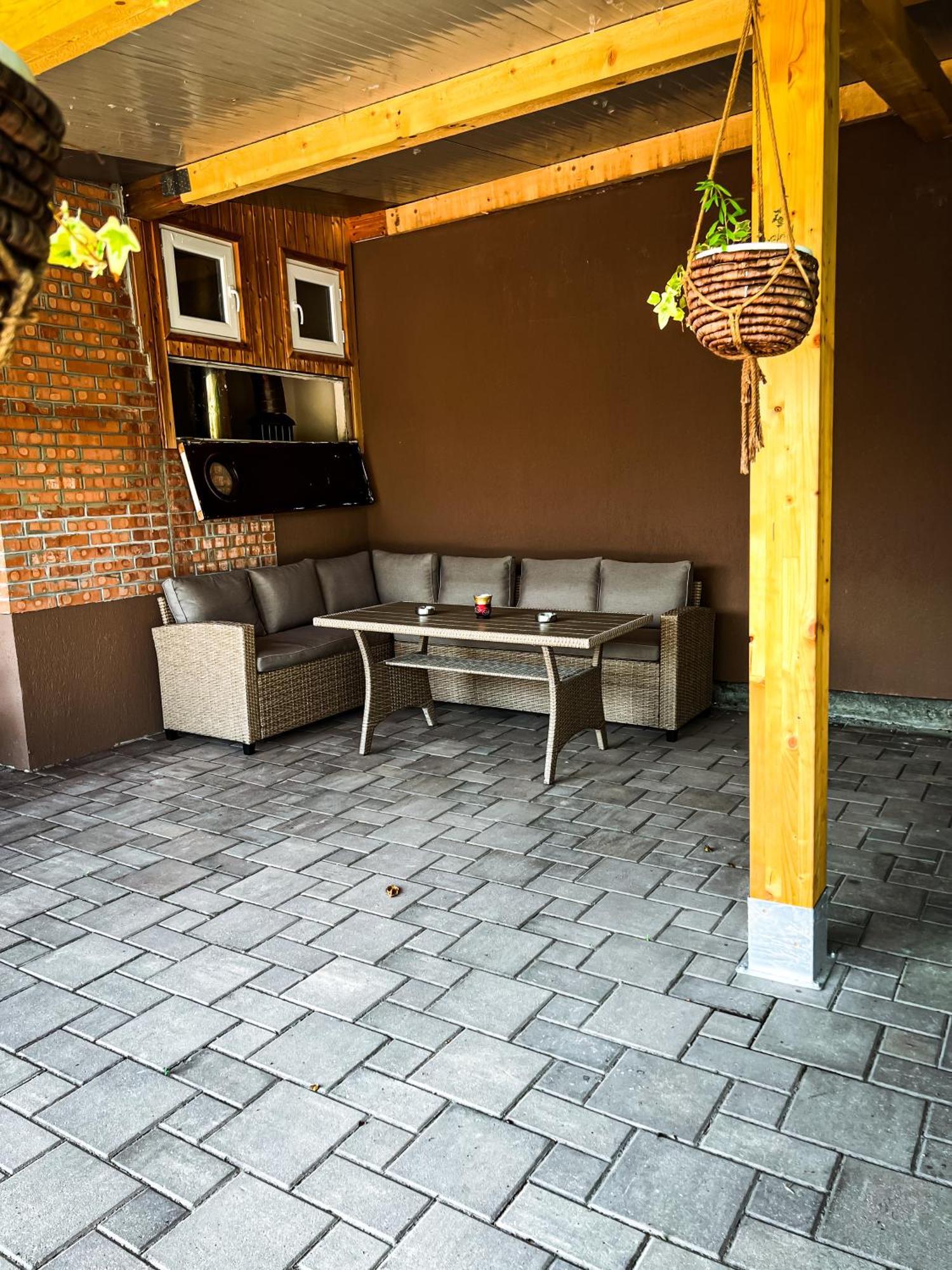 Pensiune Carpati Hunedoara Exterior foto